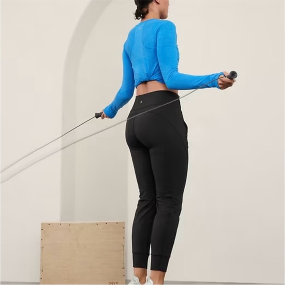 Athleta Rainer Jogger NWT - Picture 1 of 5